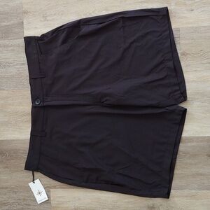 NWT COASTAORO Men's Black Newport Tech Shorts Size 38
